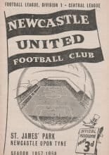 Newcastle United v Nottingham Forest 25-Dec-1957