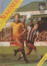 Grimsby Town v Shrewsbury Town 27-Apr-1982