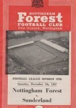 Nottingham Forest v Sunderland 07-Dec-1957