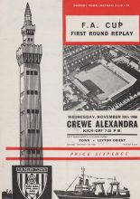 Grimsby Town v Crewe Alexandra 30-Nov-1966