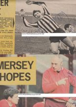 Bill Shankly / David Craig / Roy Brown autographed mag photo