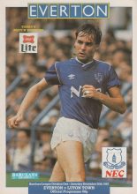Everton v Luton Town  26-Dec-1987