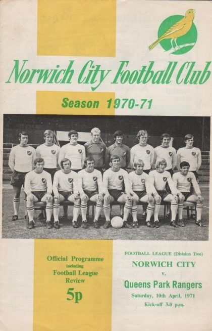 Norwich City v Queens Park Rangers 10-Apr-1971