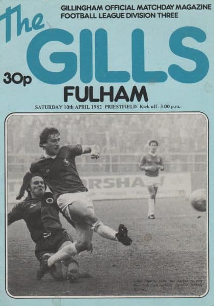 Gillingham v Fulham 10-Apr-1982