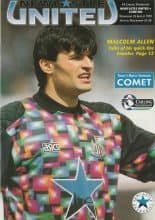 Newcastle United v Everton 25-Aug-1993