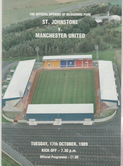 St Johnstone v Manchester United  17-Oct-1989