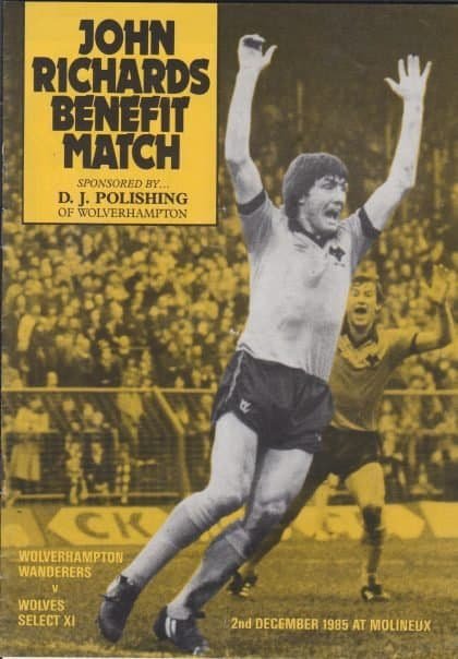 Wolverhampton Wanderers v Wolves Select XI   02-Dec-1985