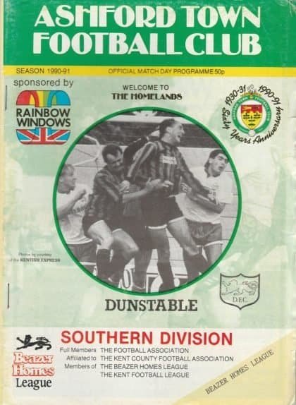 Ashford Town (Kent) v Dunstable  27-Oct-1990