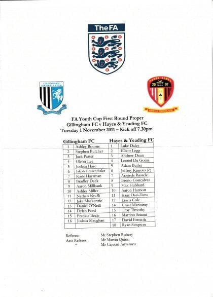 Gillingham v Hayes & Yeading United  01-Nov-2011