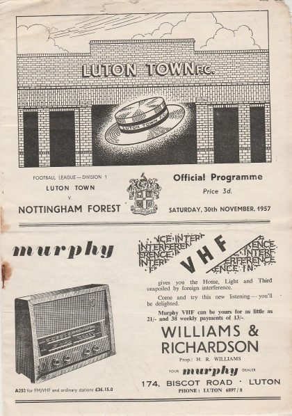 Luton Town v Nottingham Forest  30-Nov-1957