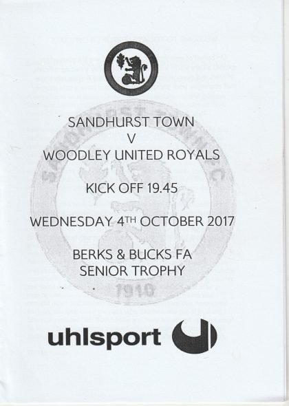 Sandhurst Town v Woodley United Royals  04-Oct-2017