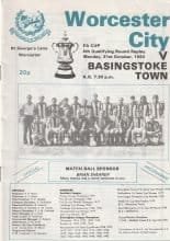 Worcester City v Basingstoke Town 31-Oct-1983