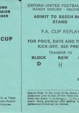 Oxford United v Kettering Town 23-Nov-1976